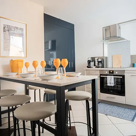 Triplex Cathédrale Parking Gratuit *