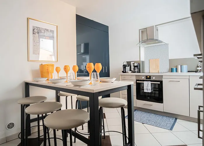 Triplex Cathedrale Parking Gratuit *