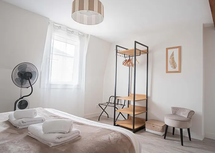 Triplex Cathedrale Parking Gratuit Apartament Reims